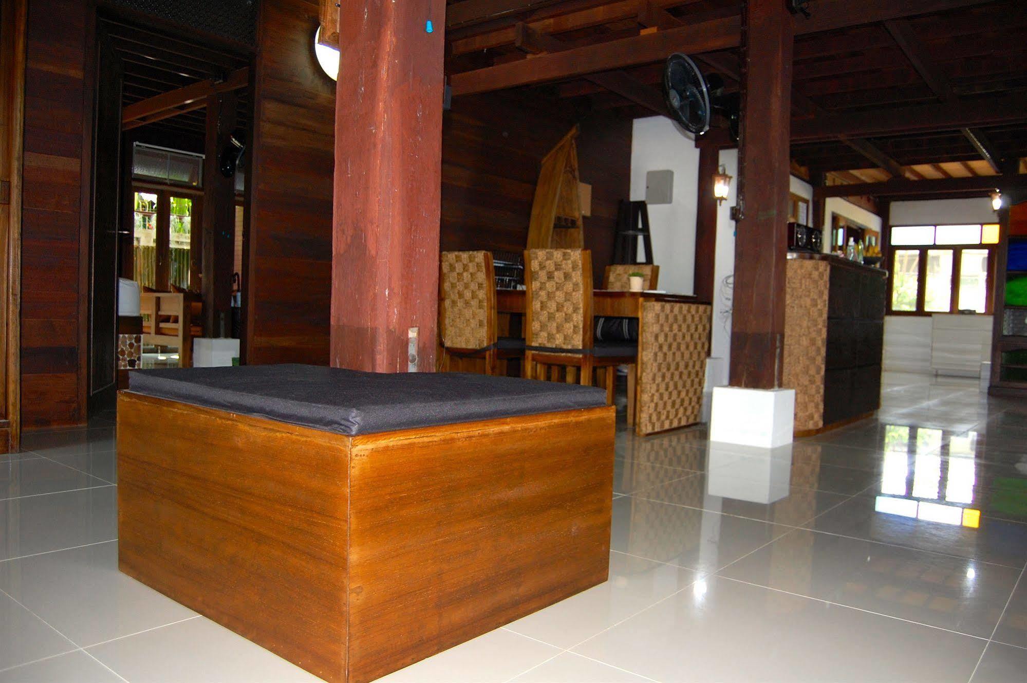 สวิส ล้านนา ลอดจ์ Hotel เชียงใหม่ ภายนอก รูปภาพ